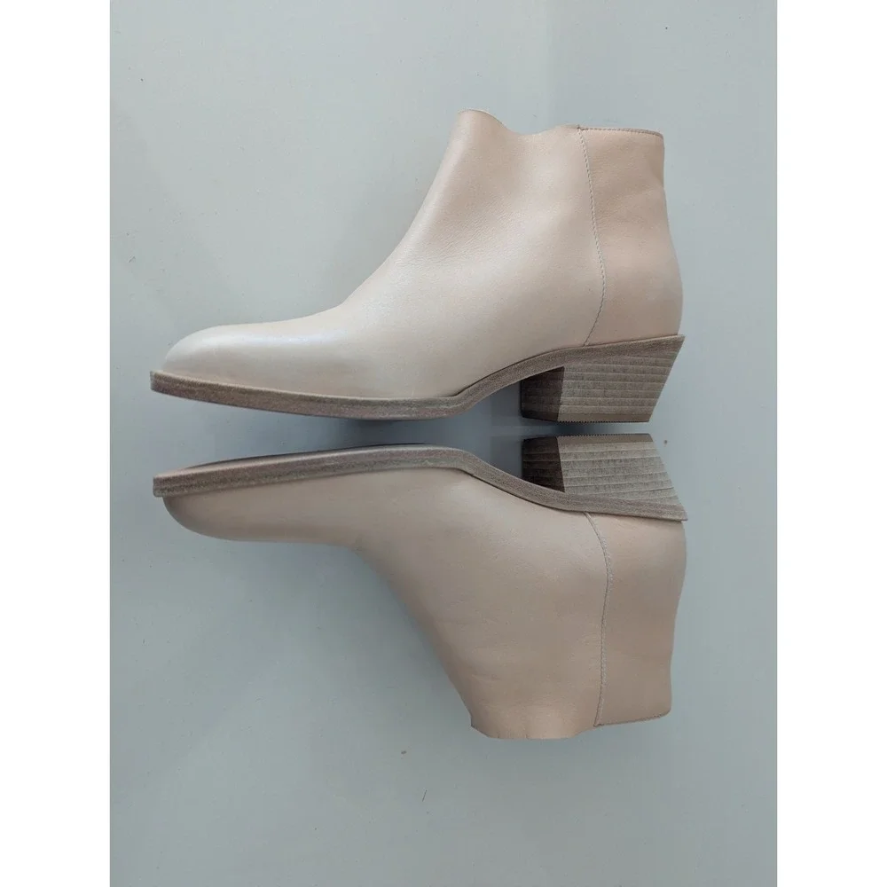 Garnet Hill Adelle Italy Made Leather Ankle Boots Booties Shoes size 8.5 Natural